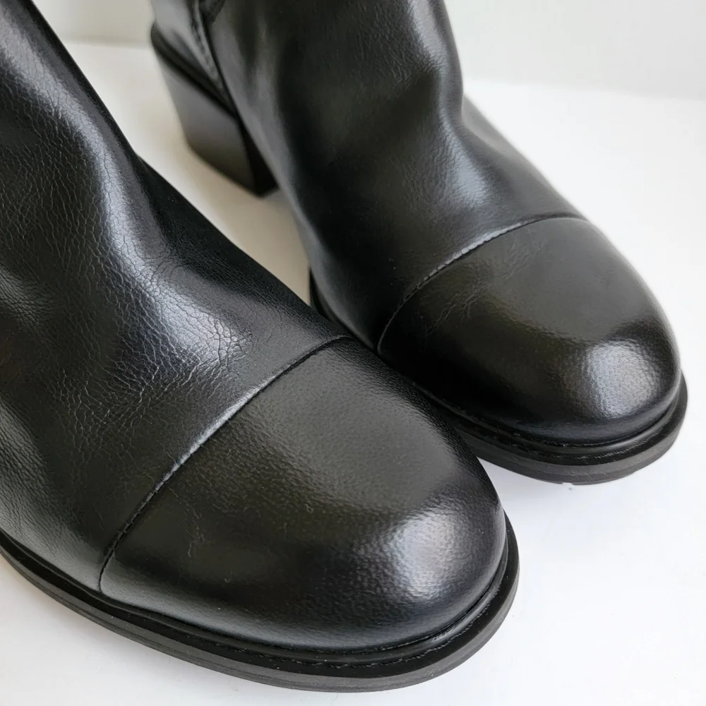NEW Timberland Sutherlin Bay Chelsea Boots